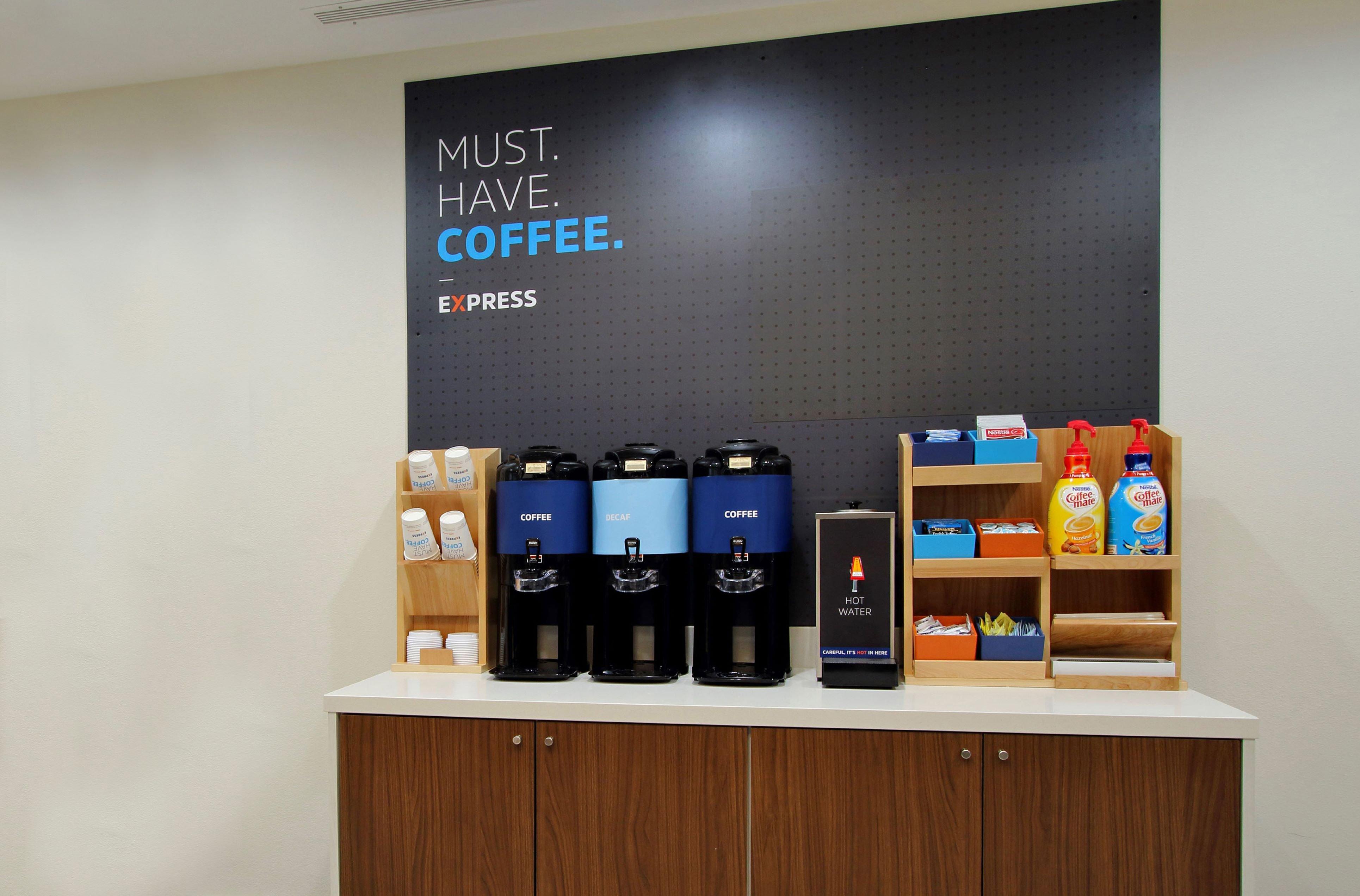Holiday Inn Express Hotel & Suites Lexington By Ihg Exteriör bild