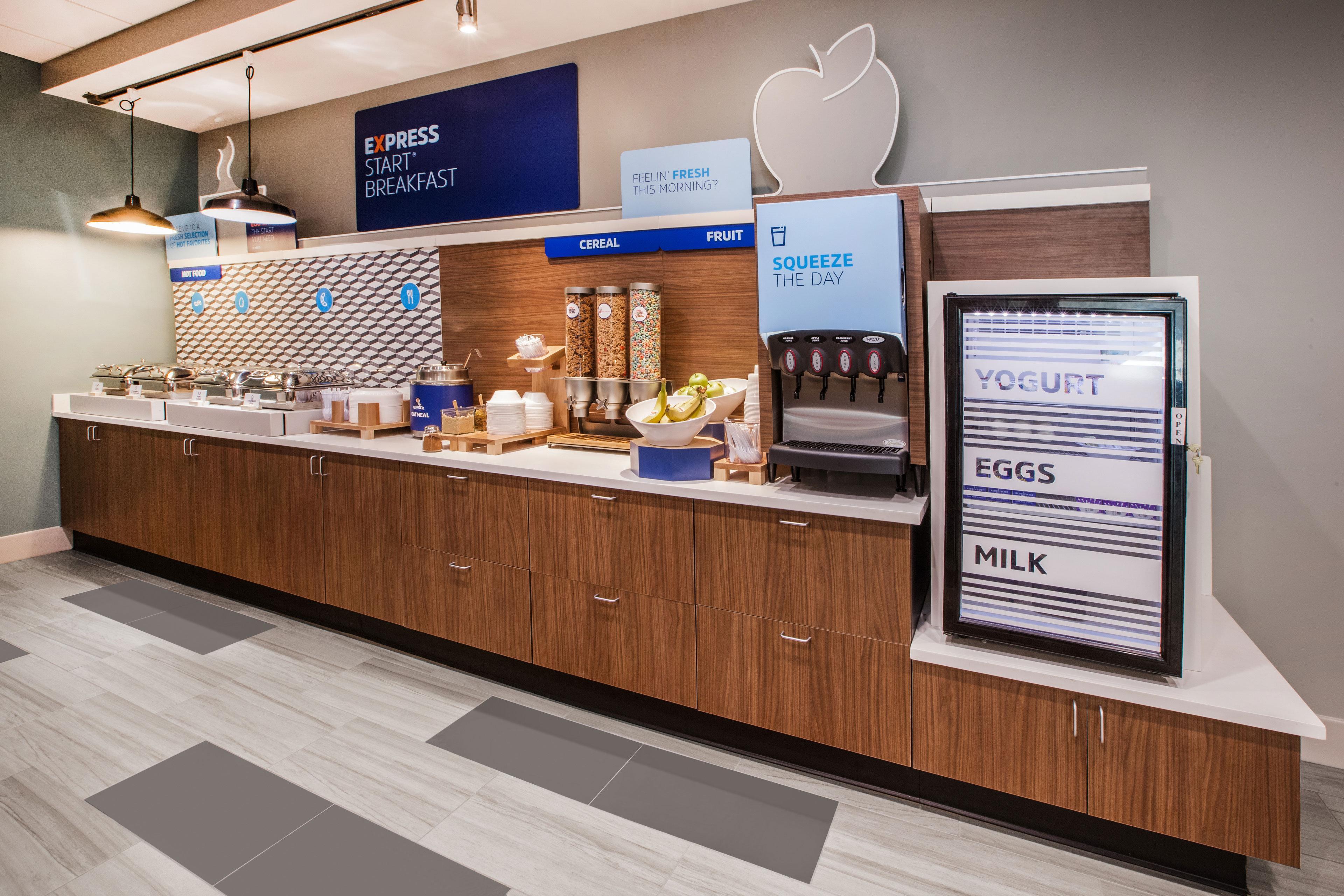 Holiday Inn Express Hotel & Suites Lexington By Ihg Exteriör bild
